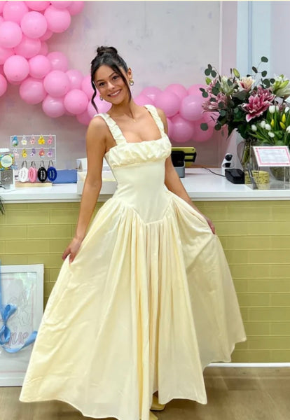 Noreen Maxi
