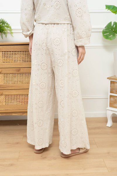 Italy Wide cotton pants with 3D embroidery: White