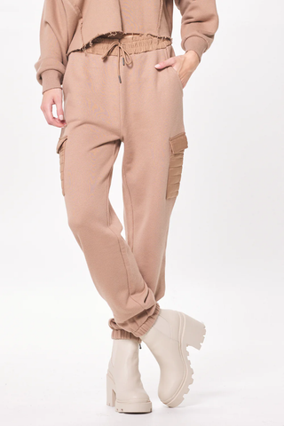 CARAMEL LATTE HEAVY FRENCH TERRY UTILITY JOGGERS